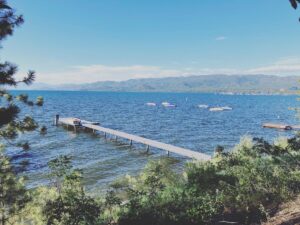 ロサンゼルスからポートランドへのロードトリップ（Lake Tahoeにて）